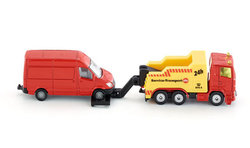 Siku afsleepwagen met bus (schaal 1:87)